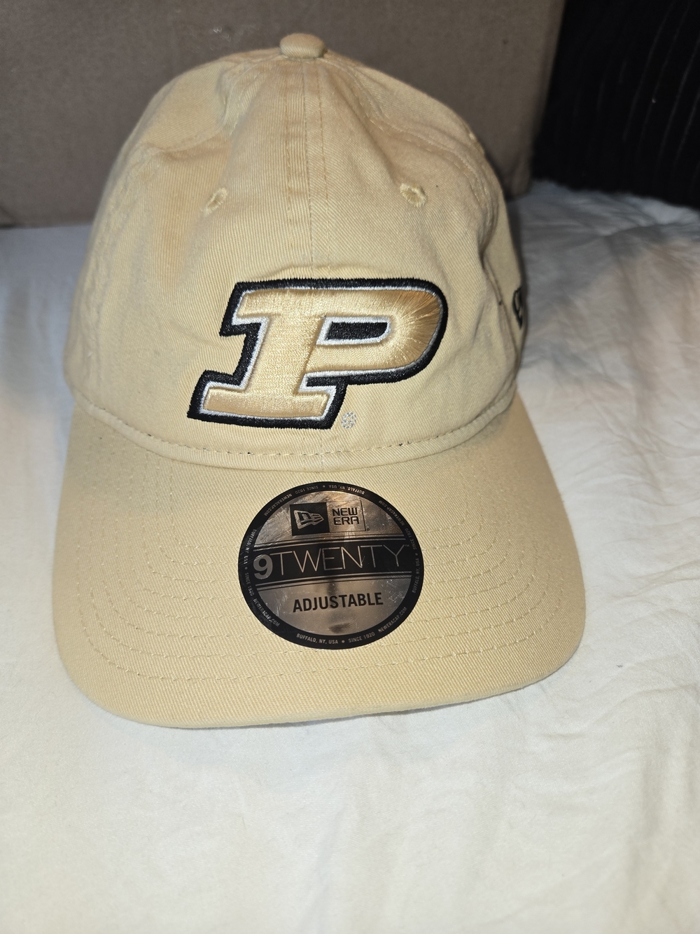 Purdue Boilermakers New Era 9TWENTY Hat Khaki Gold P Adjustable NCAA Unworn